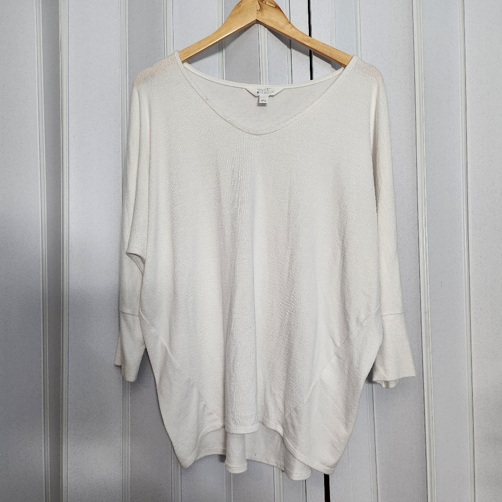 Market & Spruce White Sweater size Large